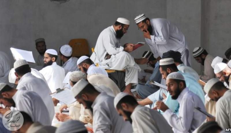 تضعیف مکاتب عصری و تقویت مدارس دینی طالبانی