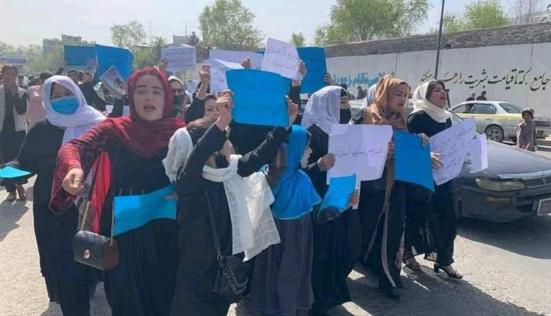 سرکوب اعتراضات زنان در کابل؛ طالبان ۳ معترض را بازداشت کردند